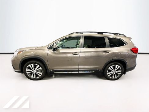 Used 2022 Subaru Ascent Limited w/ Technology Package AWD/4WD image 8