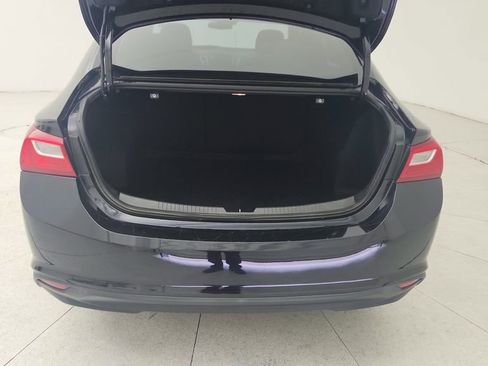 Used 2023 Chevrolet Malibu LT FWD image 33