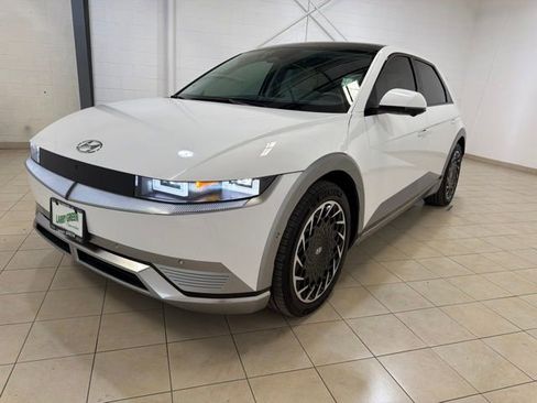 Used 2024 Hyundai Ioniq 5 Limited AWD/4WD image 2