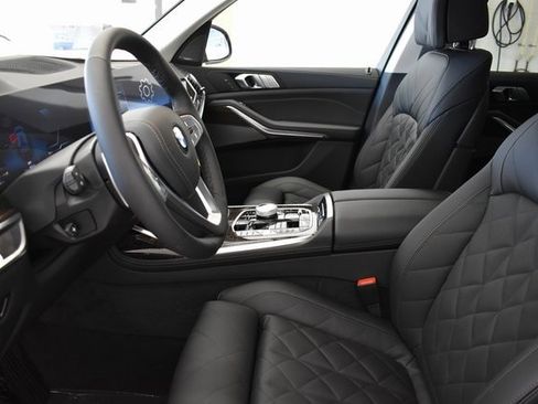 New 2026 BMW X7 xDrive40i image 24
