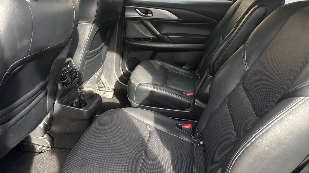 Used 2023 MAZDA CX-9 Touring AWD/4WD image 10