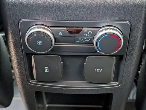 Used 2021 Ford Explorer XLT w/ Equipment Group 202A RWD image 30