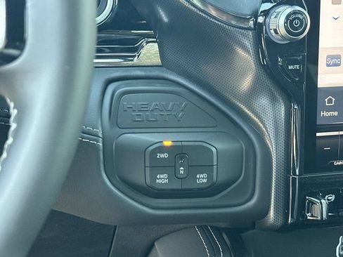 New 2026 RAM 2500 Limited AWD/4WD image 31