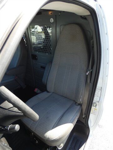 Used 2015 Chevrolet Express 2500 RWD image 33