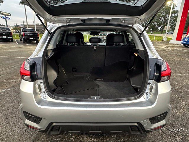 Used 2024 Mitsubishi Outlander Sport ES AWD/4WD image 16