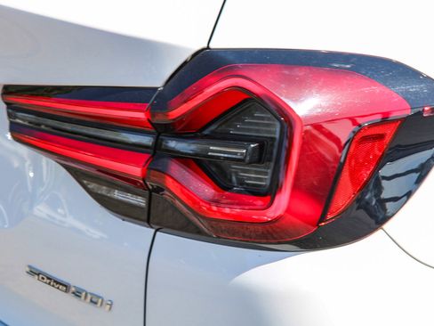 Used 2023 BMW X3 sDrive30i w/ Convenience Package image 7