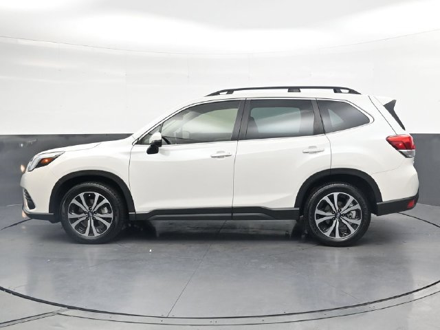 Used 2023 Subaru Forester Limited AWD/4WD image 8