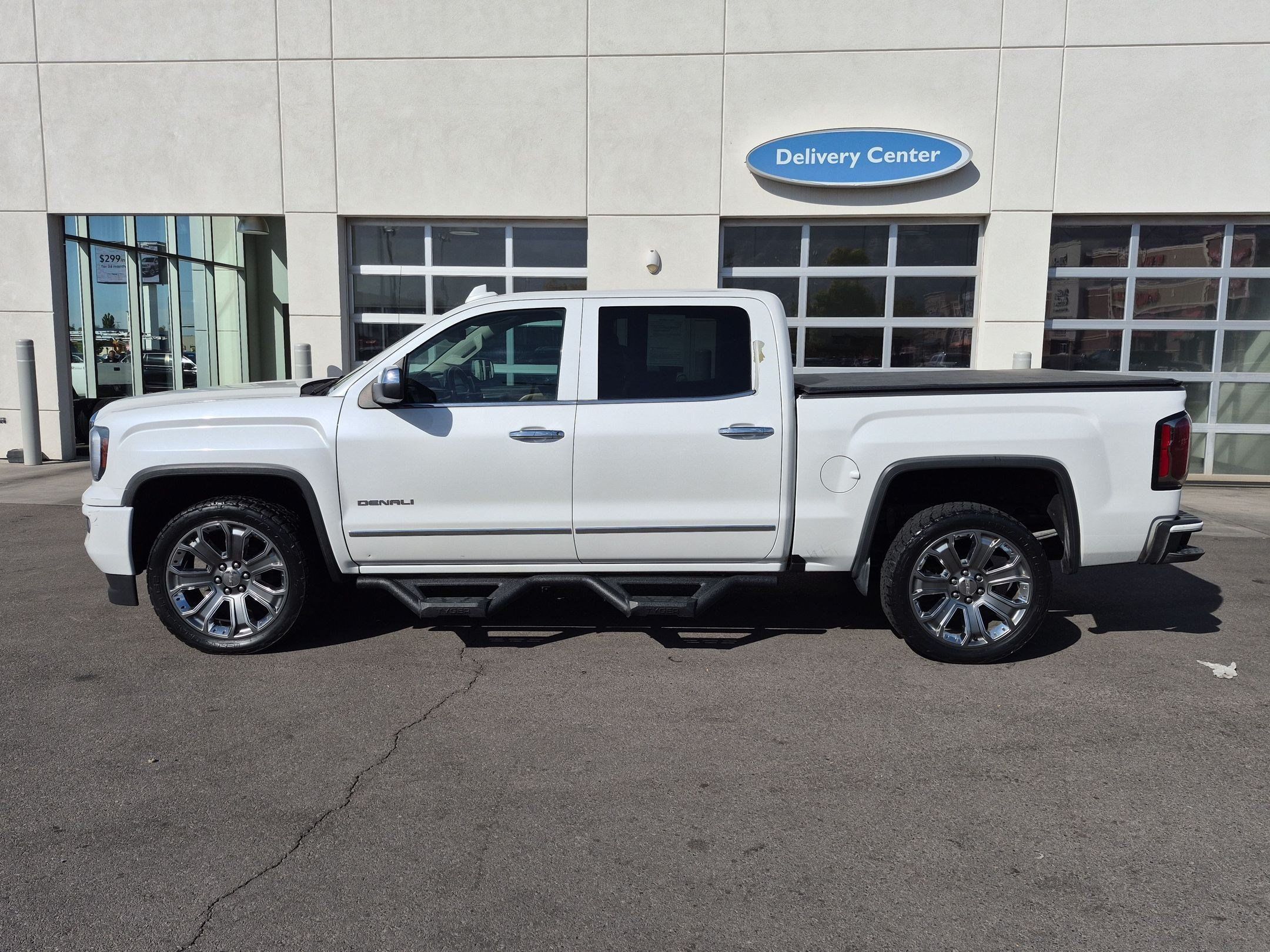 Used 2017 GMC Sierra 1500 Denali w/ Denali Ultimate Package AWD/4WD image 9