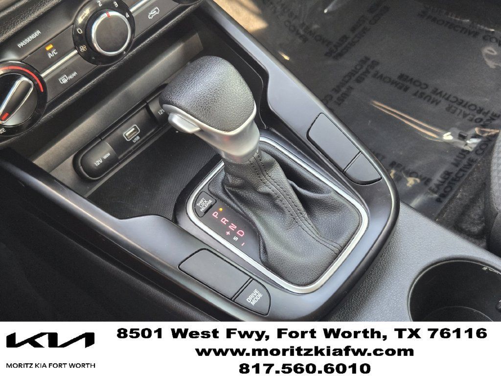 Certified 2022 Kia Soul LX w/ Technology Package FWD image 20