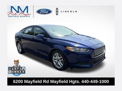 Used 2016 Ford Fusion SE FWD image 1