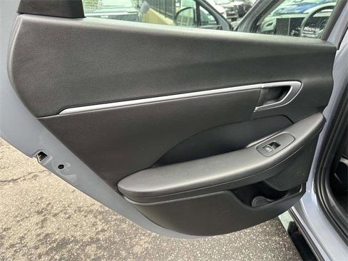 Certified 2024 Hyundai Sonata SEL w/ Convenience Package image 18