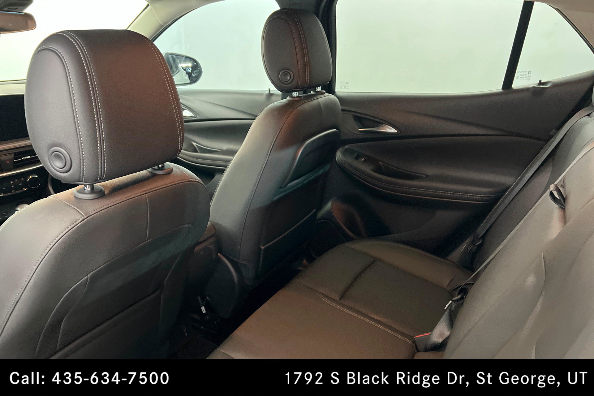 Used 2024 Buick Encore GX Sport Touring w/ Comfort Package AWD/4WD image 18