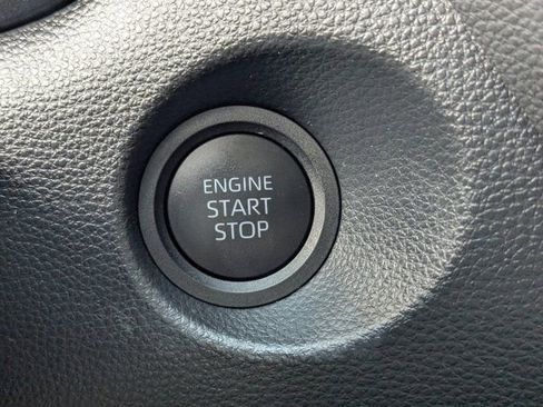 Used 2024 Toyota Corolla Cross LE FWD image 26