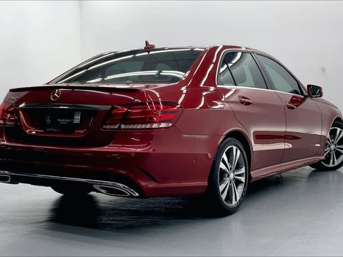 Certified 2016 Mercedes-Benz E 350 Sedan image 4