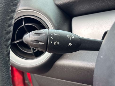 Used 2014 MINI Cooper Clubman FWD image 25