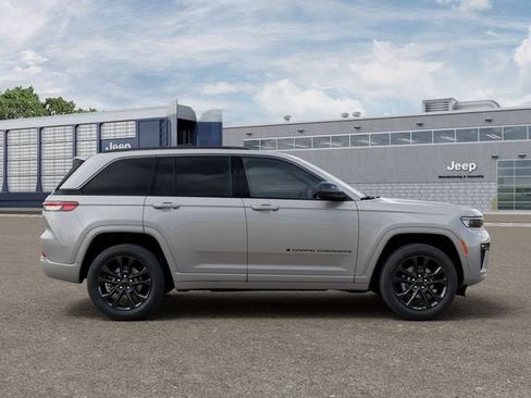 New 2026 Jeep Grand Cherokee Limited AWD/4WD image 21