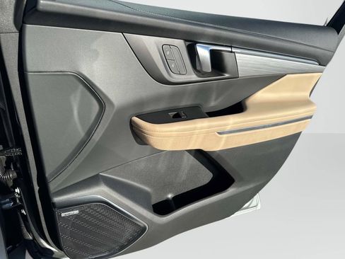 New 2026 Buick Enclave Preferred image 17