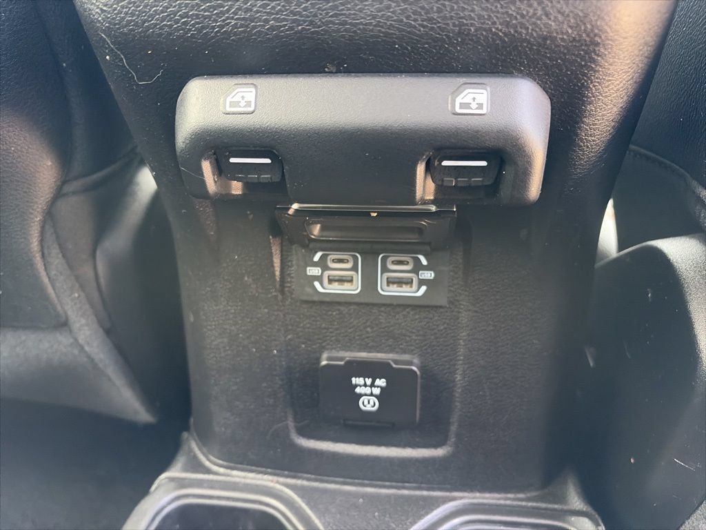 Used 2023 Jeep Gladiator Mojave w/ Cold Weather Group AWD/4WD image 41