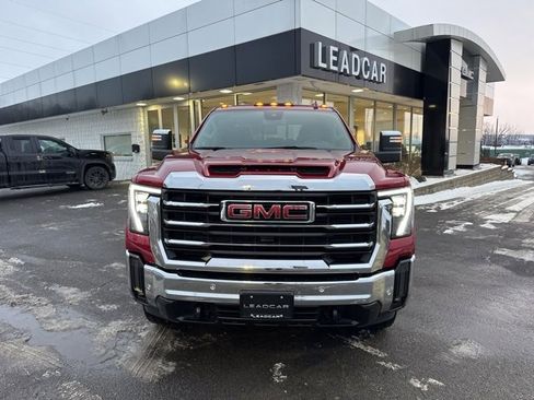 Used 2025 GMC Sierra 2500 SLT w/ SLT Premium Package image 12