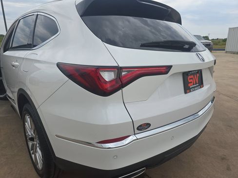 Used 2023 Acura MDX SH-AWD w/ Advance Package image 32