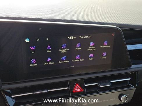 New 2026 Kia Niro Wind FWD image 16