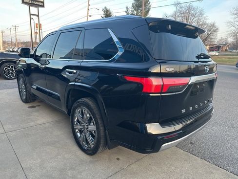 Used 2023 Toyota Sequoia Capstone image 7