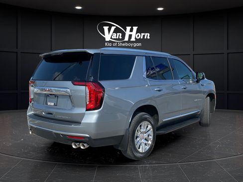 Used 2023 GMC Yukon Denali AWD/4WD image 7