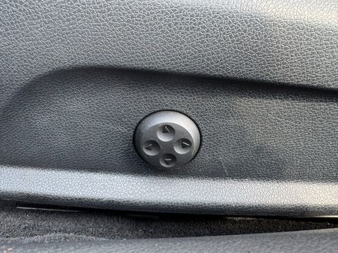 Used 2018 Mercedes-Benz C 300 Coupe image 13