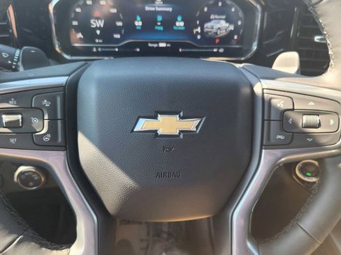 New 2025 Chevrolet Silverado 1500 LT w/ Z71 Off-Road Package AWD/4WD image 17