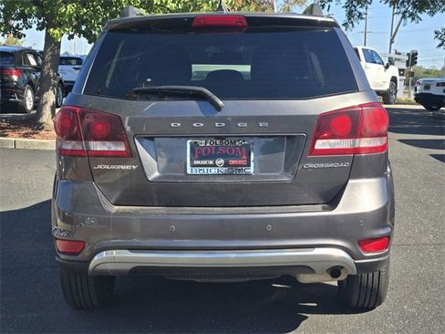Used 2020 Dodge Journey Crossroad image 5