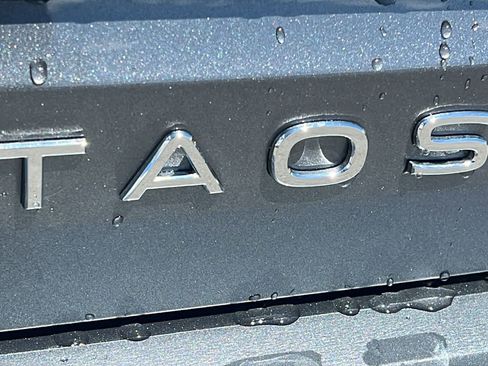 New 2026 Volkswagen Taos SE AWD/4WD image 28