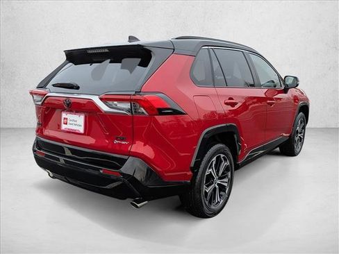 Certified 2025 Toyota RAV4 XSE image 5