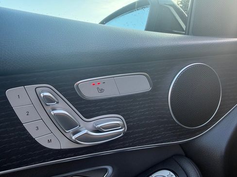 Certified 2022 Mercedes-Benz GLC 300 4MATIC w/ Premium Package Lite image 11