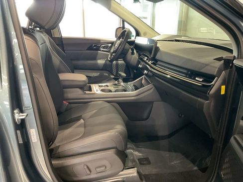 New 2026 Kia Carnival SX Prestige FWD image 26