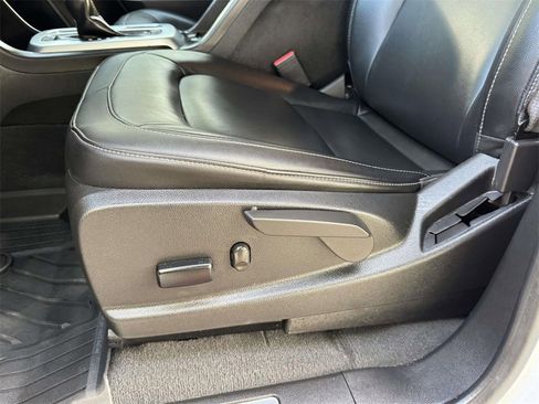 Used 2022 Chevrolet Colorado ZR2 w/ Colorado ZR2 Bison Edition image 19