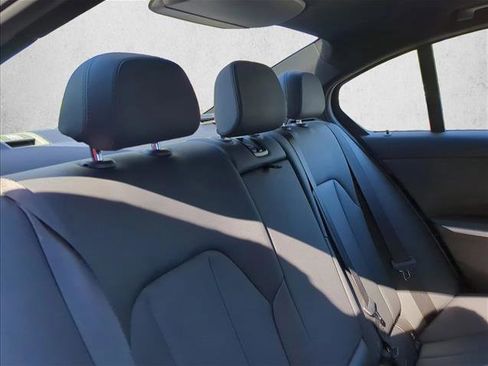 Used 2019 BMW 330i xDrive Sedan w/ Premium Package image 22