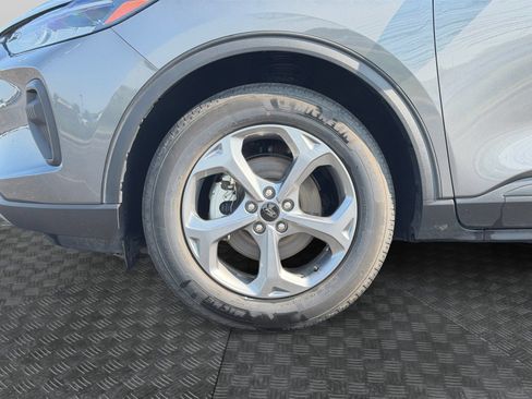 Used 2025 Ford Escape ST-Line w/ Tech Pack #1 AWD/4WD image 16