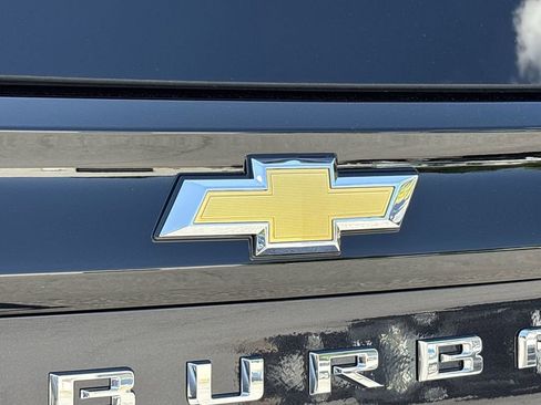 New 2025 Chevrolet Suburban Premier image 33