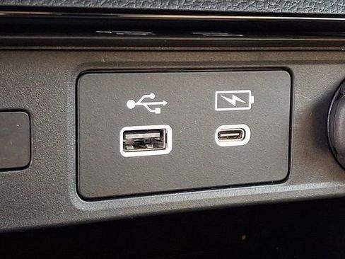 Certified 2025 Honda CR-V EX image 25