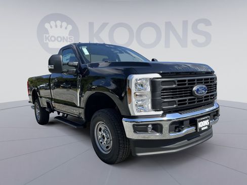 New 2026 Ford F250 XL w/ FX4 Off-Road Package image 10