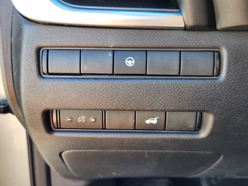 Certified 2022 Nissan Rogue SV w/ SV Premium Package AWD/4WD image 25