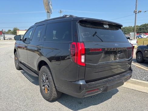New 2025 Ford Expedition Tremor image 6