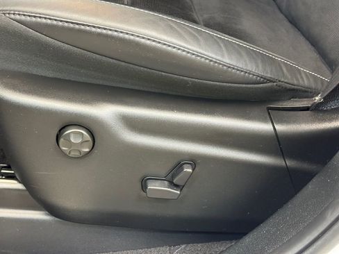 Used 2025 Dodge Durango SRT Hellcat w/ Black Package image 11