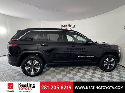 Used 2024 Jeep Grand Cherokee Limited 4xe AWD/4WD image 4