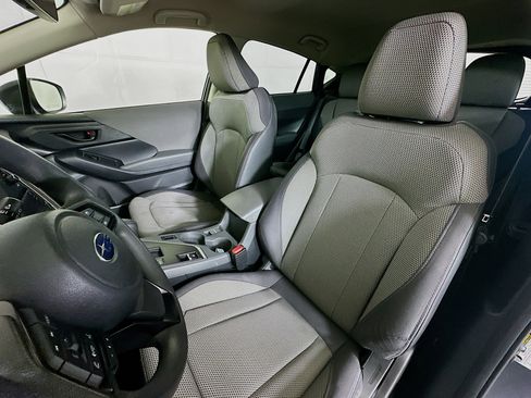 Used 2024 Subaru Crosstrek 2.0i Premium AWD/4WD image 13