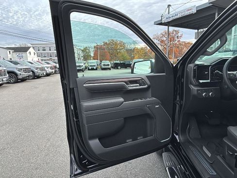 New 2026 GMC Sierra 1500 SLT w/ SLT Premium Plus Package image 12