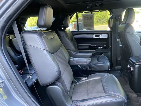 Used 2023 Ford Explorer ST w/ Equipment Group 401A AWD/4WD image 36