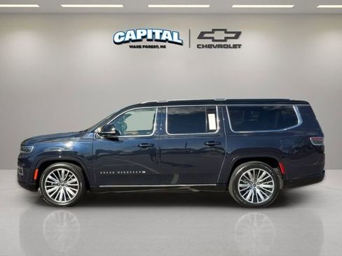 Used 2024 Jeep Grand Wagoneer L Series III AWD/4WD image 2