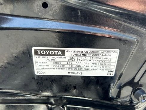 Certified 2023 Toyota Corolla LE image 10