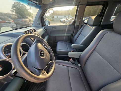 Used 2005 Honda Element EX image 19